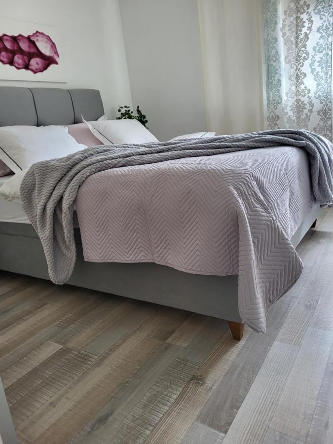 Split Mari Apartment Dış mekan fotoğraf